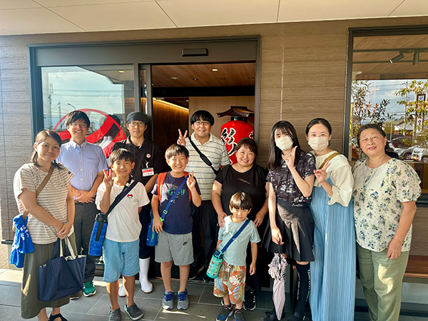 前栽小学校の生徒さんが来店されました - お知らせ - [公式]彩華