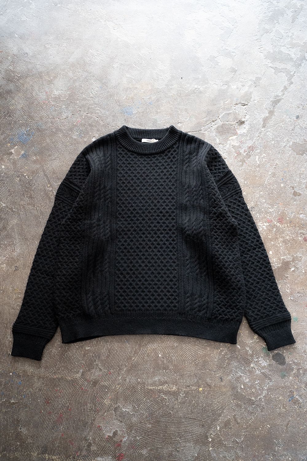 YASHIKI - 【ラスト1点】【22AW】Tokei Knit(BLACK) | Salty