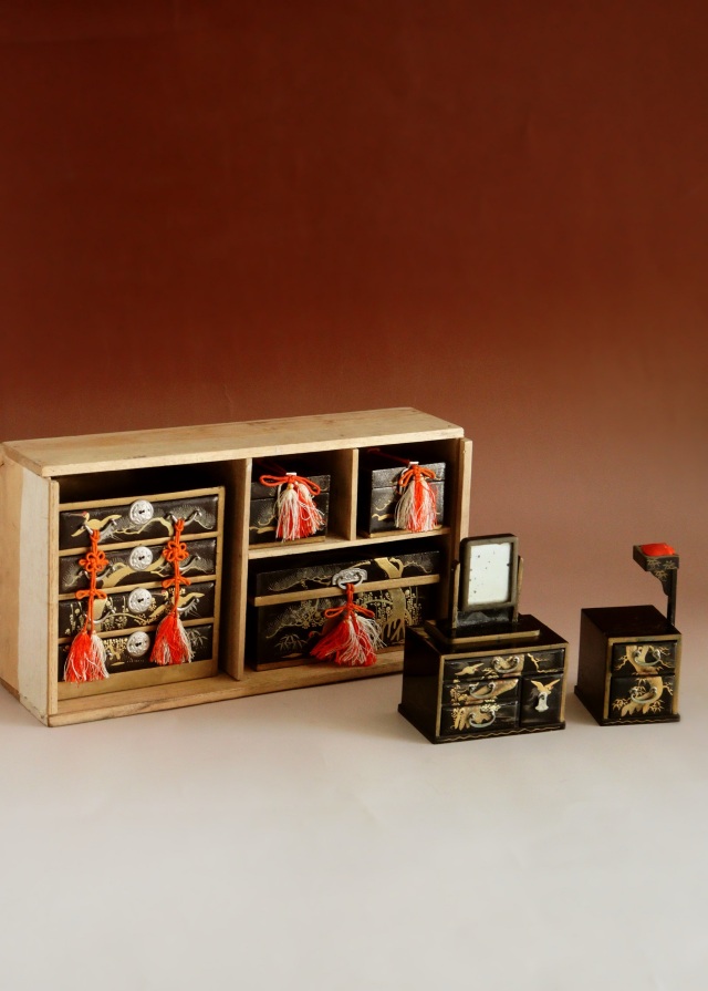 小さな蒔絵重 蒔絵道具 お重 重ね箱 雛人形道具 道具