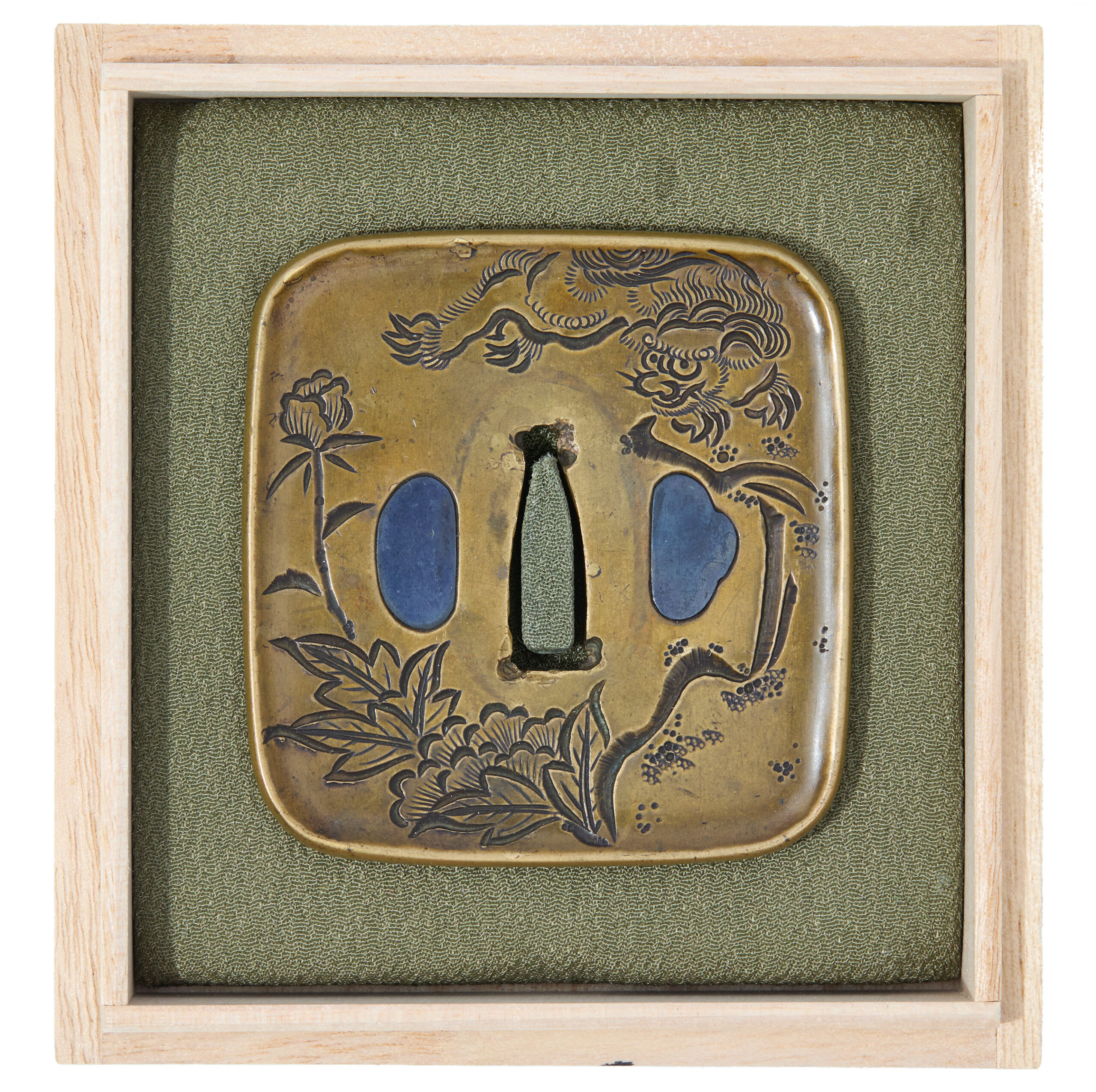 Edo period antique Karajishi-botan Zu Tsuba for Samurai Sword (T