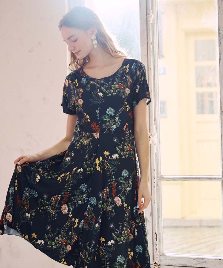 2025年新作ショルダードレス3点セット 9M・11L 【Coral veil