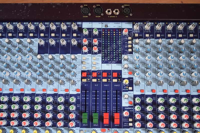 MIDAS VENICE 320】 ｜中古音響 32ch アナログミキサー 全国通信販売