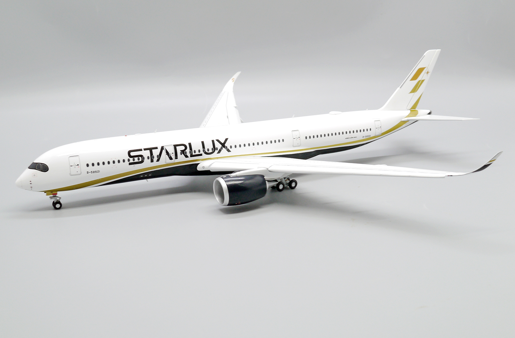 STARLUX Airlines A350-900 1/200 模型 未開封 STARLUX Airlines A350