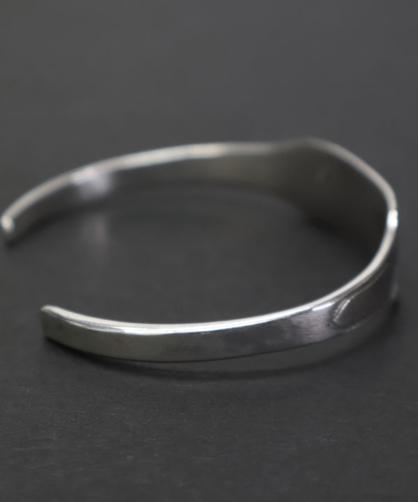 Vantique ヴァンティーク トゥアレグ バングル ID TYPE - SE7EN