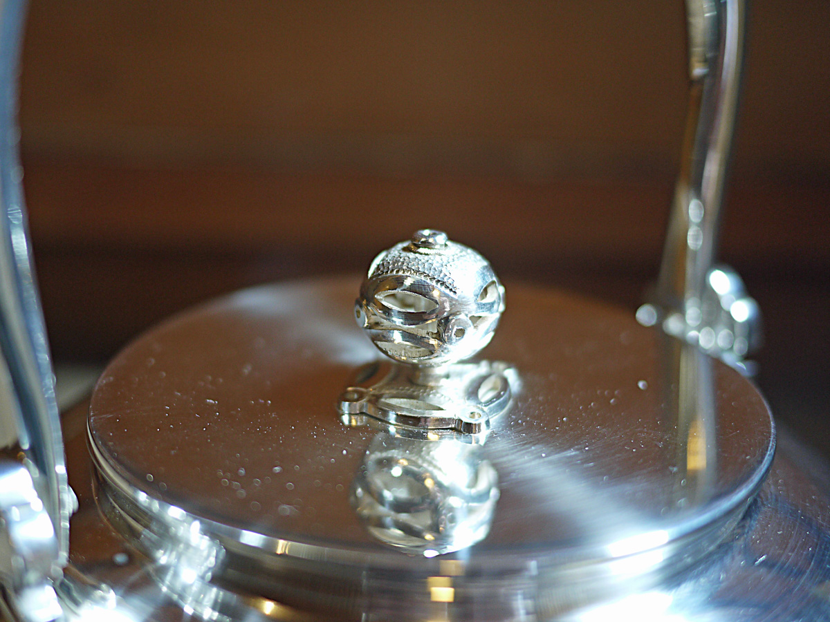 純銀製の湯沸し（銀瓶、薬罐） | 清課堂 / 錫・銀・各種金属工芸