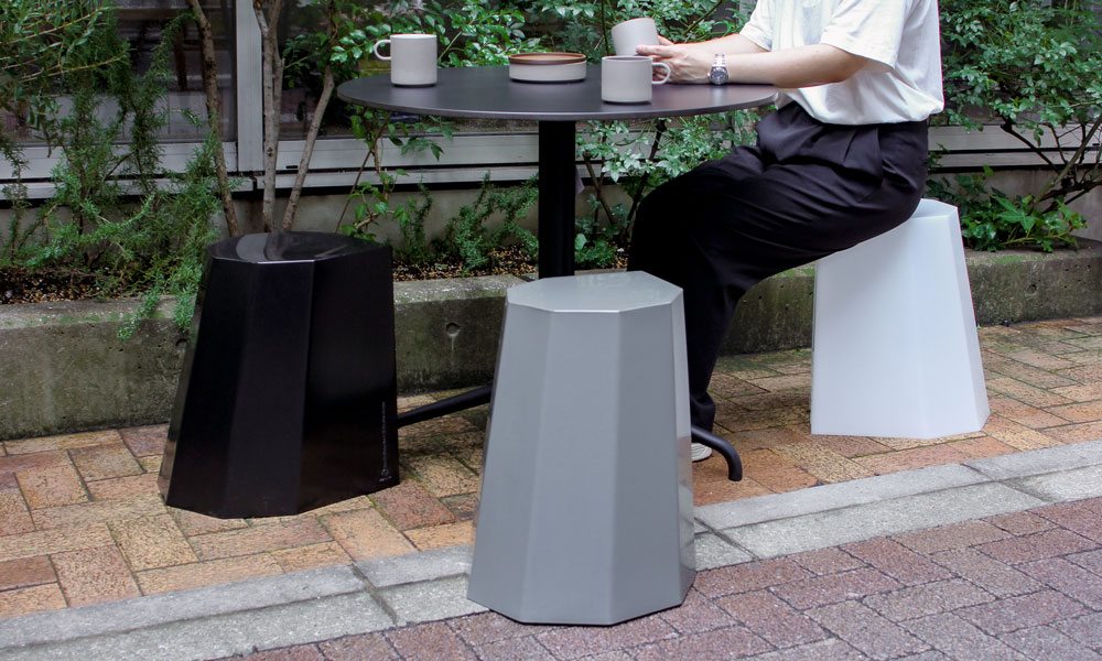 アーノルドサーカス スツール / アーバンカラーズ ブラックMartino