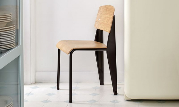 スタンダードチェア / ナチュラルオークVitra（ヴィトラ） | 公式通販