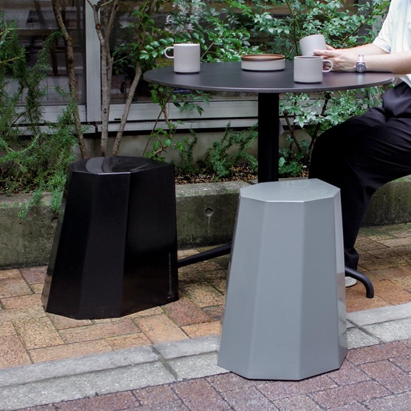 アーノルドサーカス スツール / アーバンカラーズ ブラックMartino