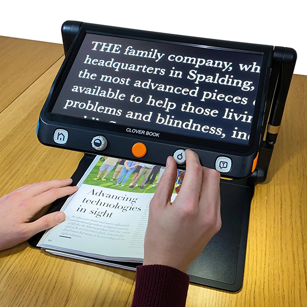 据置型拡大読書器 クローバーブック｜システムギアビジョン