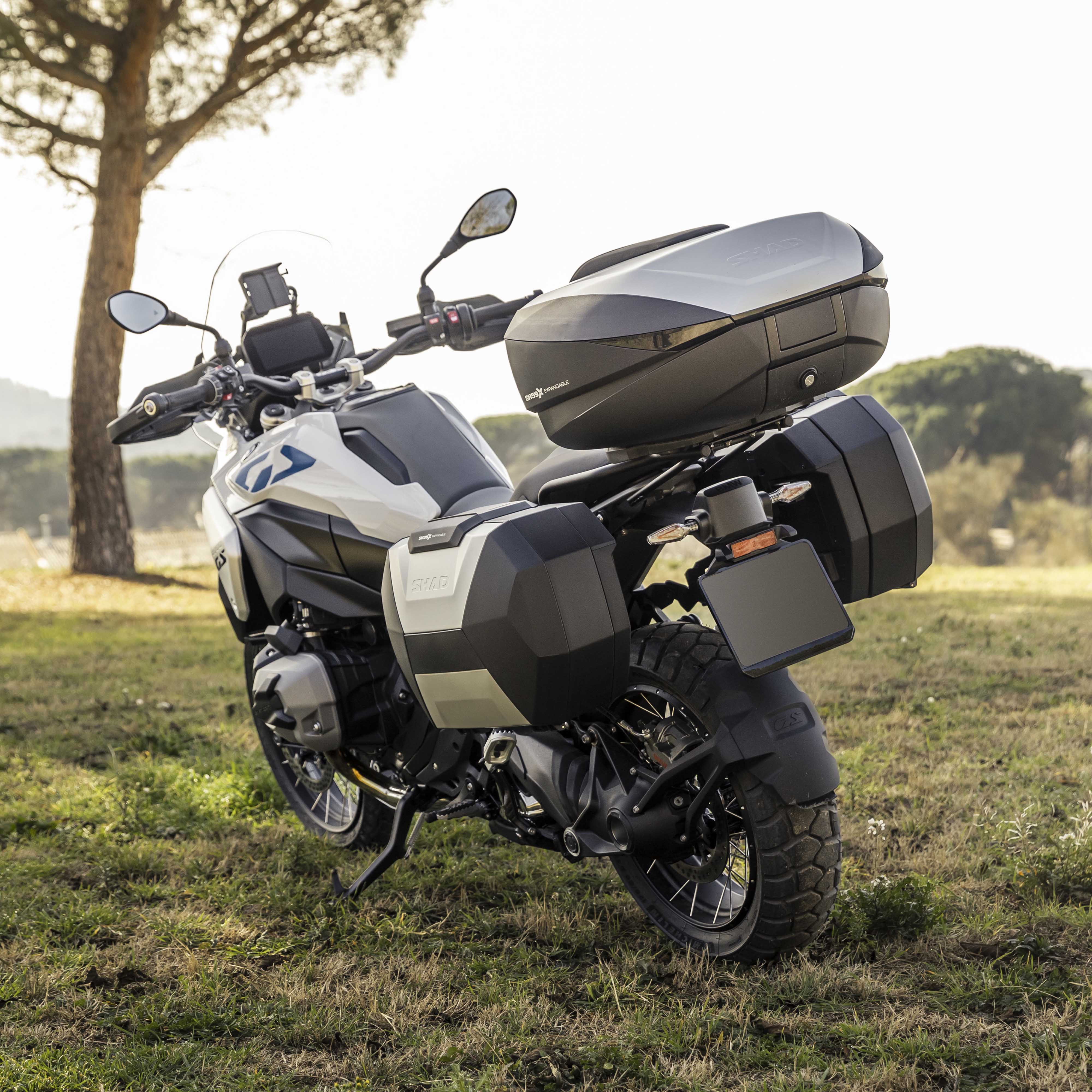 SH38X - Expandable Side Cases – Shad Canada