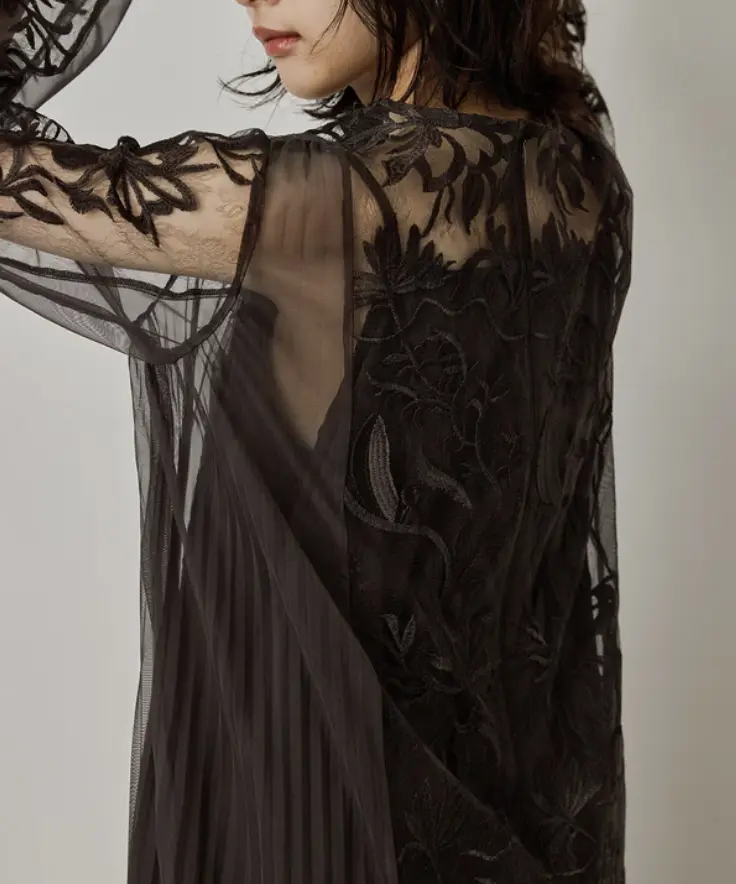 Mサイズ】エスニックサイドプリーツドレス niana（ニアナ）のレンタル