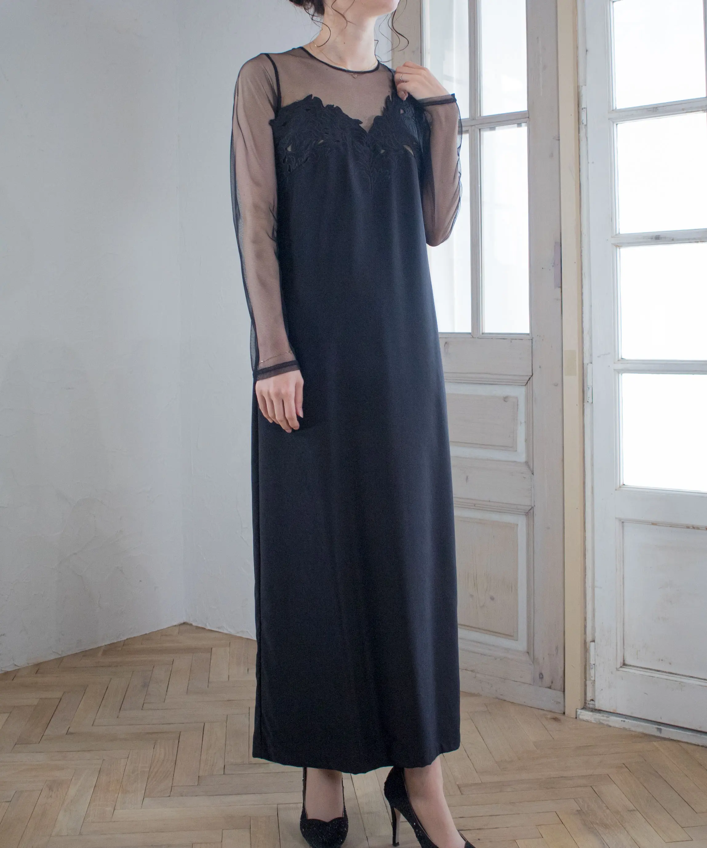 Mサイズ】UND RENEE CUTWORK DRESS Ameri VINTAGE（アメリヴィンテージ