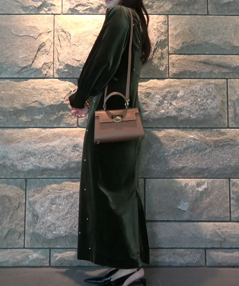 Mサイズ】BACK OPEN PEARL VELOUR DRESS Ameri VINTAGE（アメリ