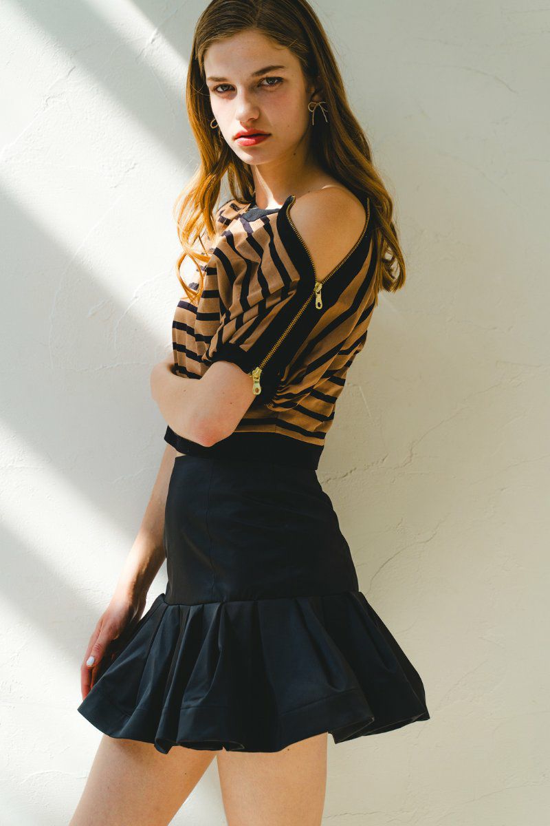 petal satin skirt – shéller / シェリエ