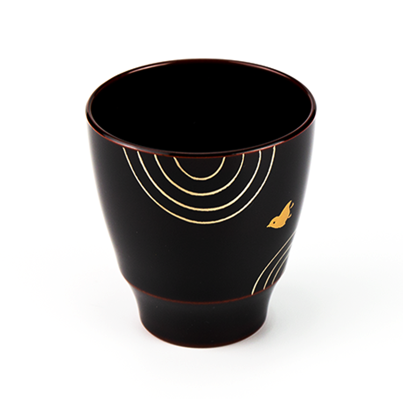 カップ-【手描き蒔絵・磨き蒔絵】越前漆器 波に千鳥 溜 ぐい吞み