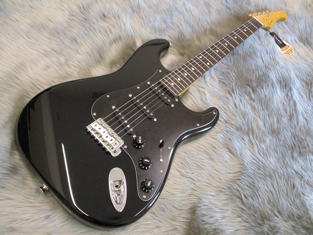 エレキギター春のスタートにオススメ！CoolZ「Vシリーズ」のご紹介です