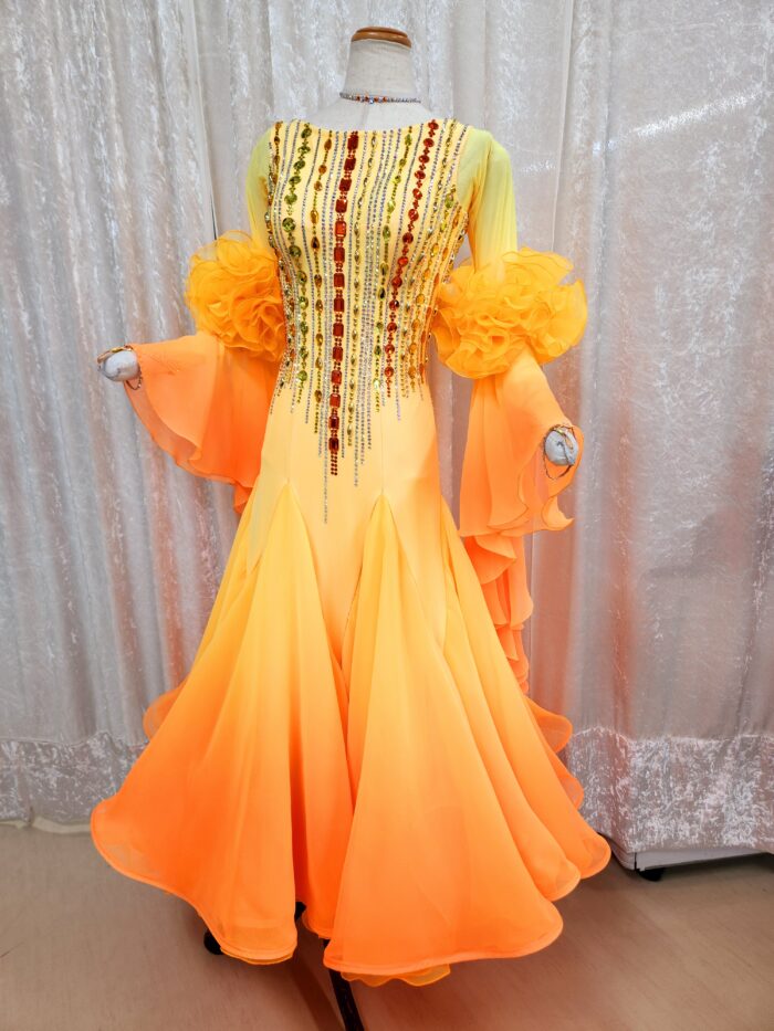 スタンダードドレス｜ハイクラス（レンタル価格60,000円以上） | 3