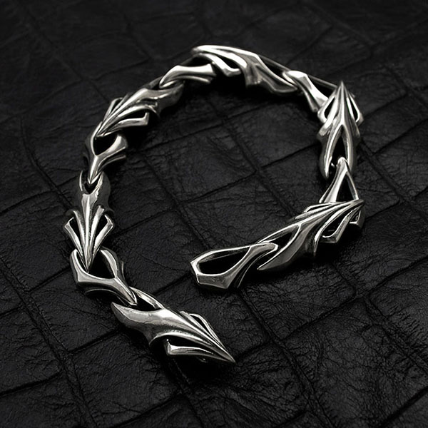 V系・ヴィジュアル系｜神戸のハンドメイドのシルバーアクセサリー