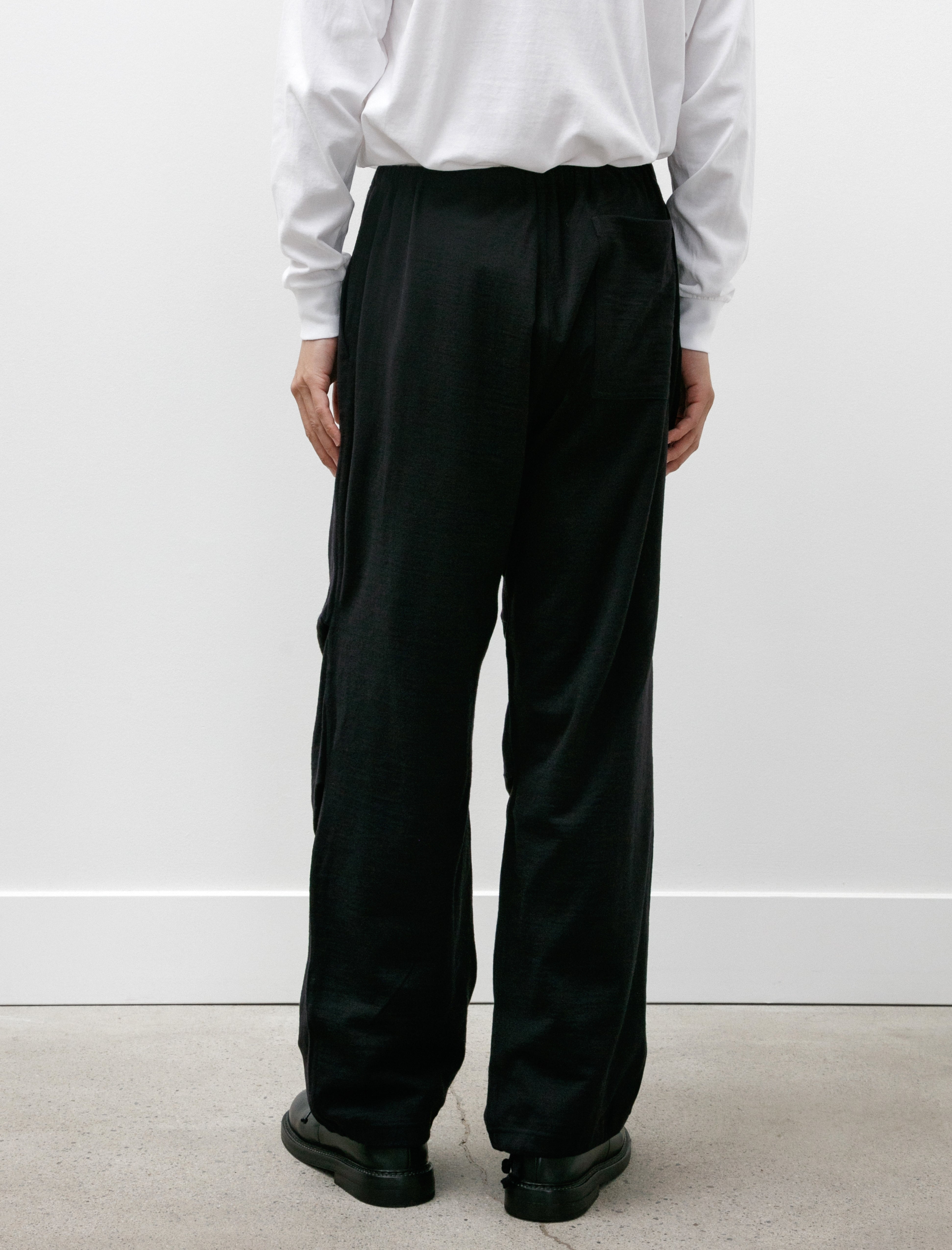 Comoli Wool Knit Knee-Tucked Pants Navy – Neighbour