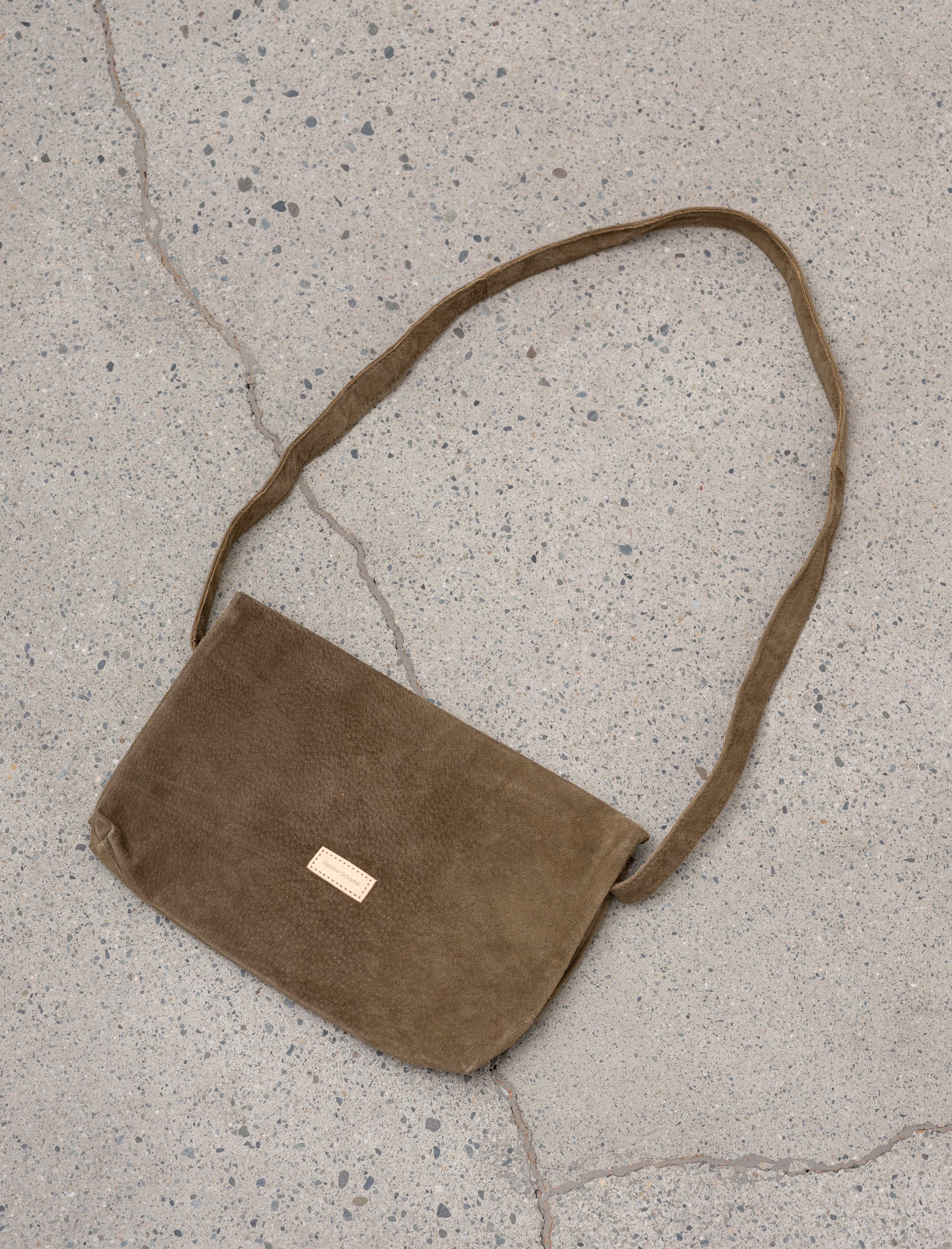 Hender Scheme Flap Shoulder Bag Small Pig Leather – Neighbour