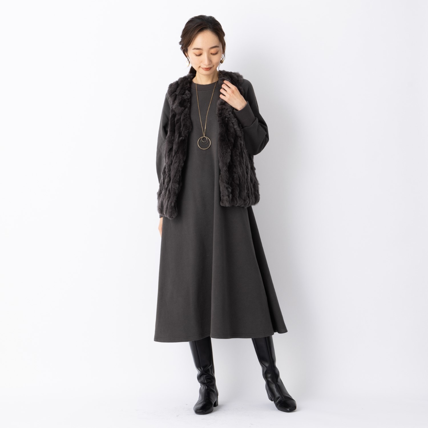 ティエドゥール レッキスラビット Vネックベスト- ショップチャンネル