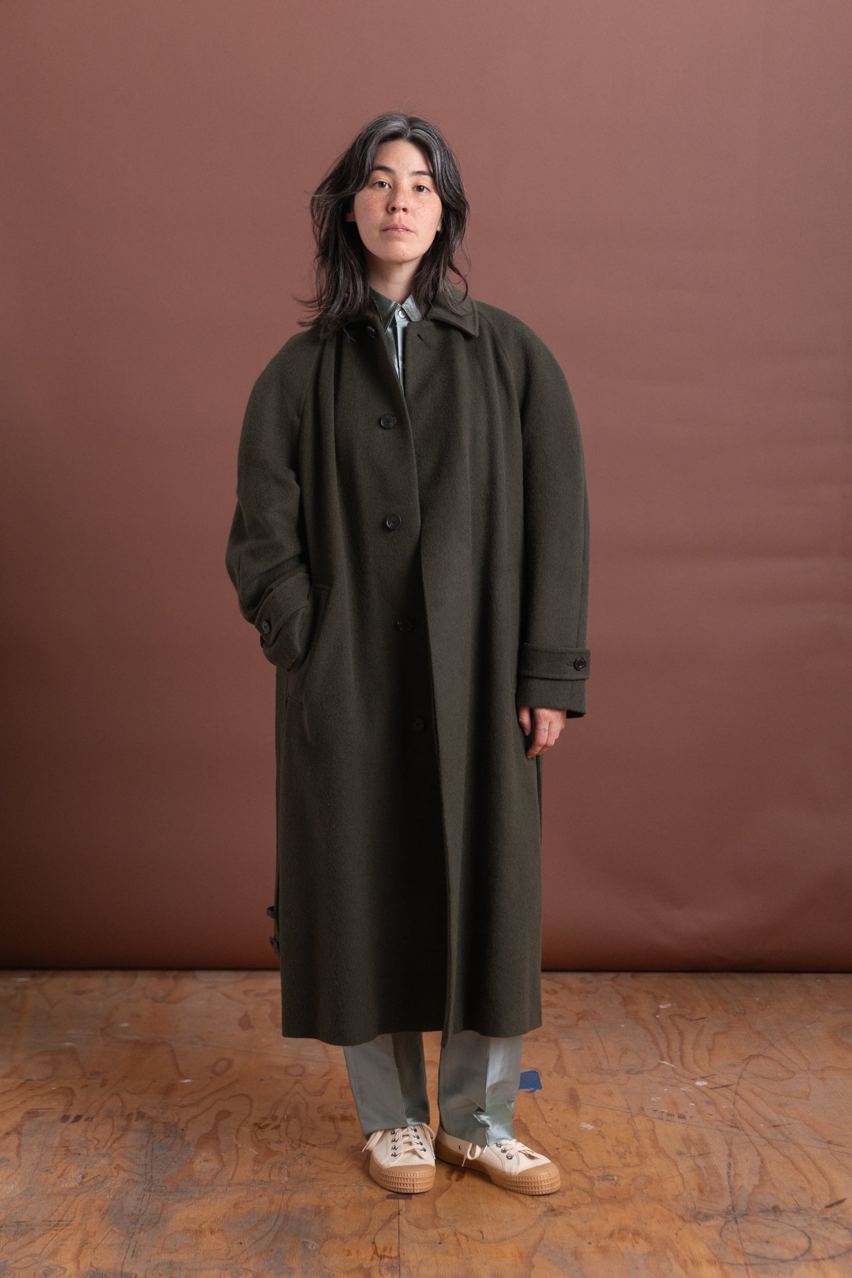 BABY CAMEL FLANNEL COAT IN DARK OLIVE