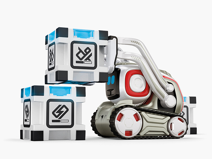 タカラトミーから発売されるAI搭載おもちゃロボット「COZMO（コズモ
