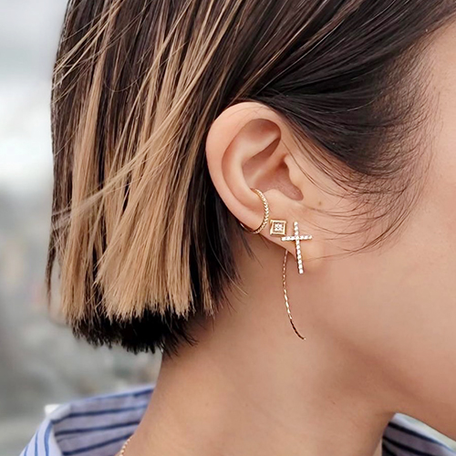 DIAMOND SQUARE PIERCED EARRING(6JP5012)｜SJX公式ONLINE STORE