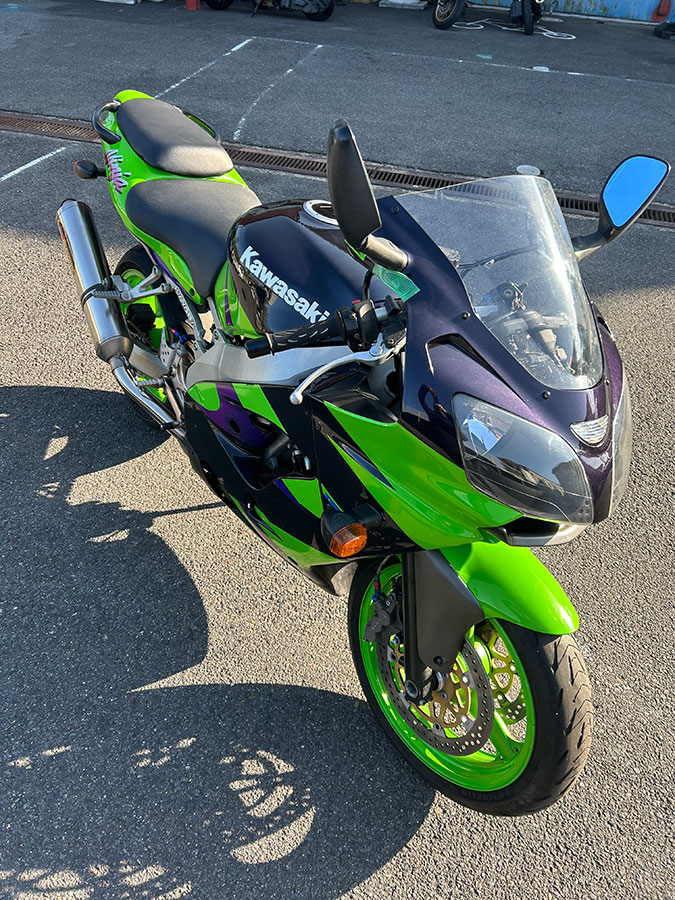 京都 中古バイク バイク販売・整備 KAWASAKI ZX-9R ZX900E – 京都