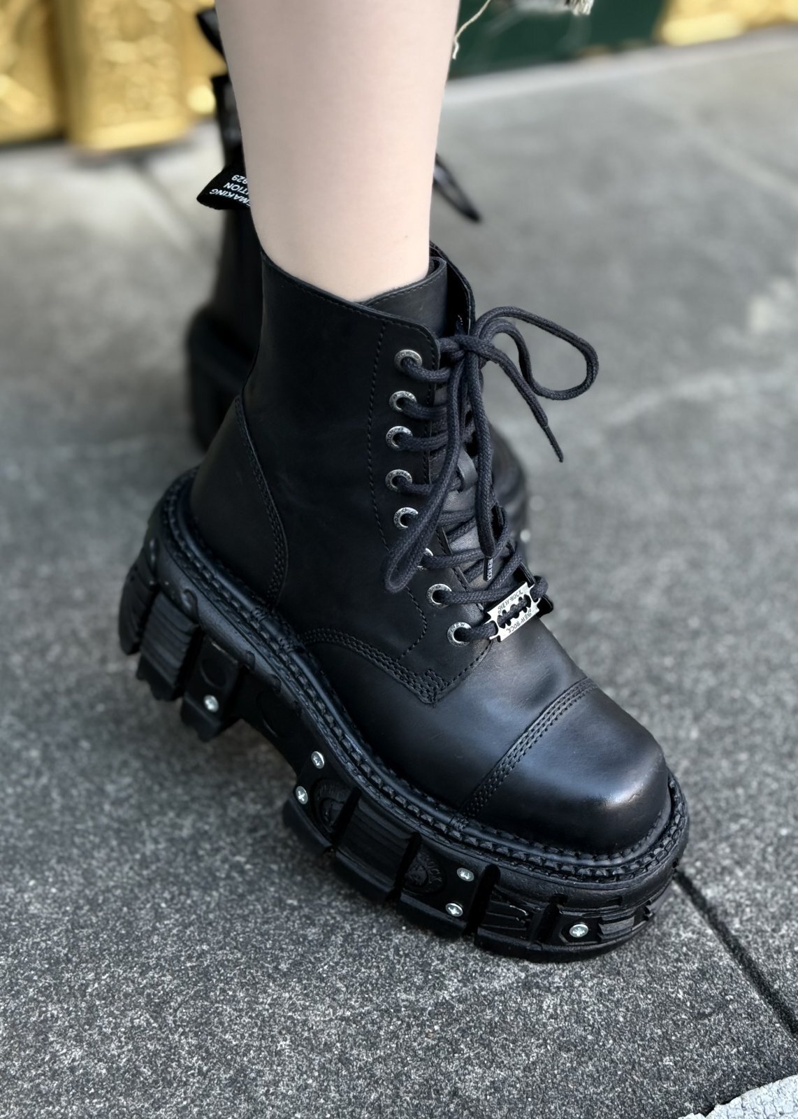 ⭐即納⭐M.TANK083-C1 / ネジ / 厚底ブーツ / 本革【NEW ROCK