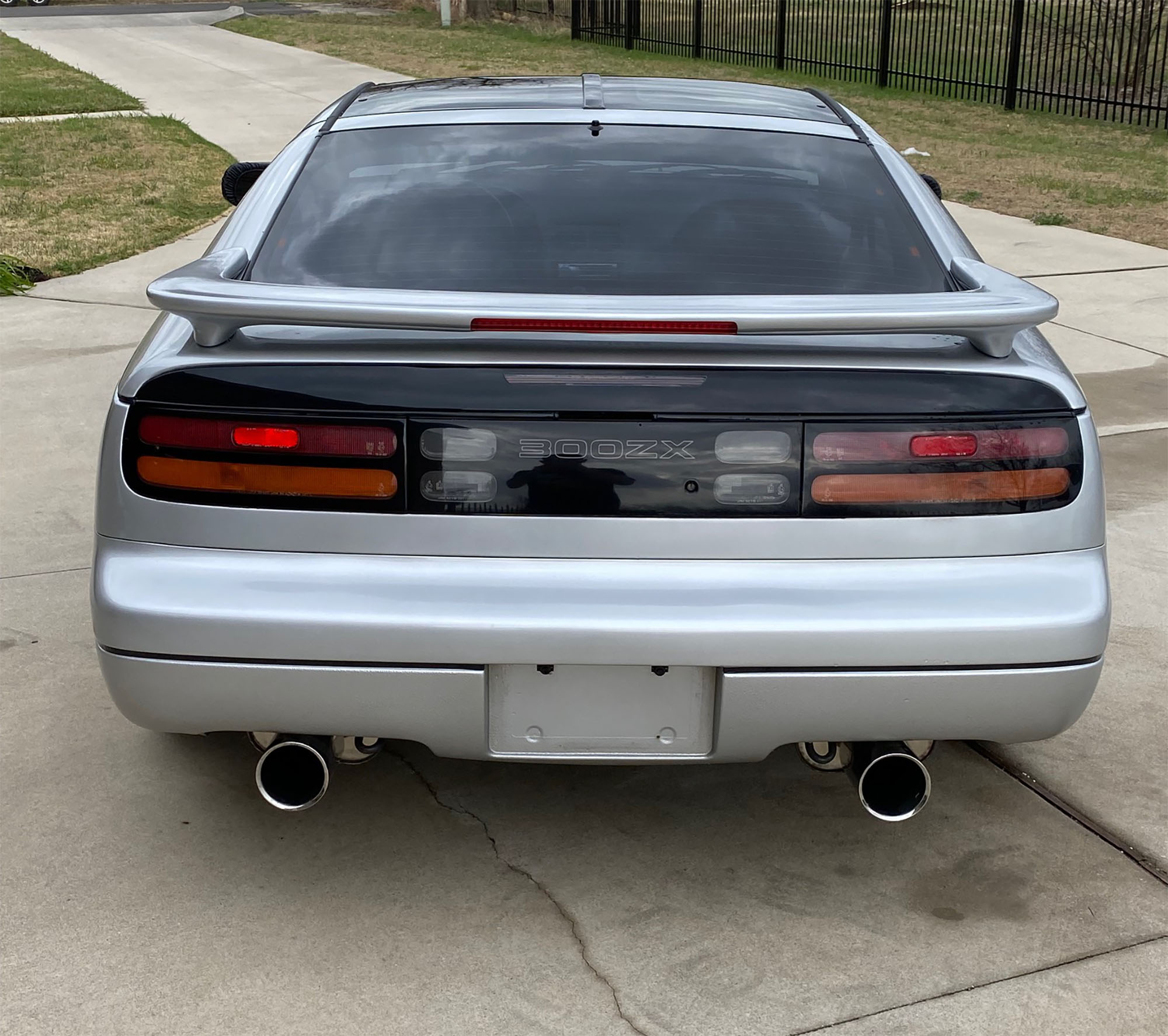 Nissan 300ZX Spoilerlight | Type: SL-2535HALFMOON