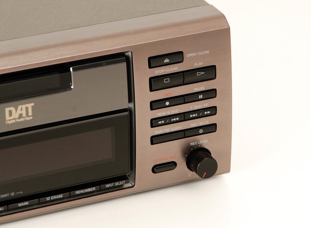 Aiwa XD-S260 | H58016