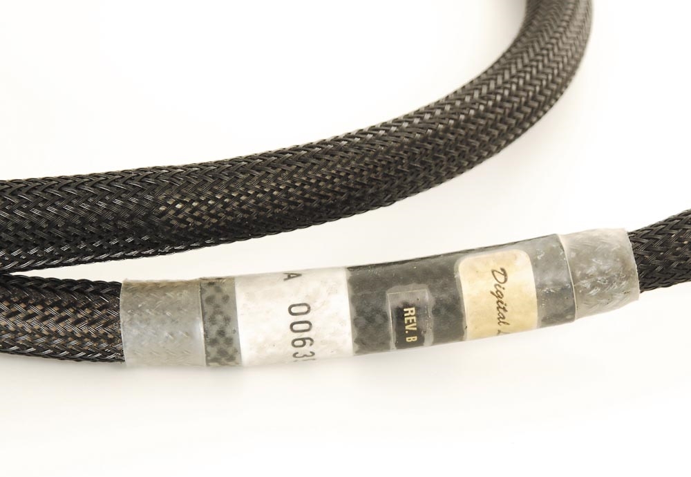 Purist Audio Design Colossus Digital Link Rev. B 1.1 | H52210