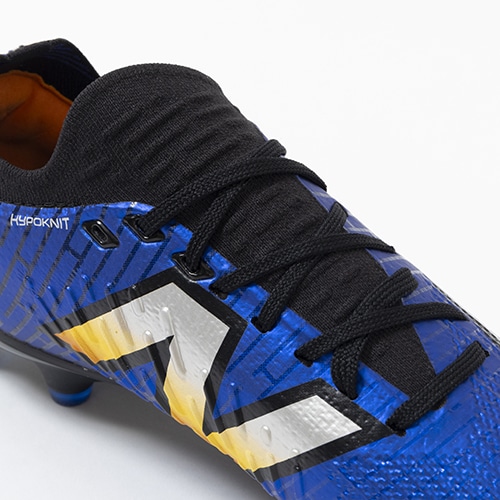 Tekela v4+ Pro HG（Dモデル）／サッカーショップKAMO