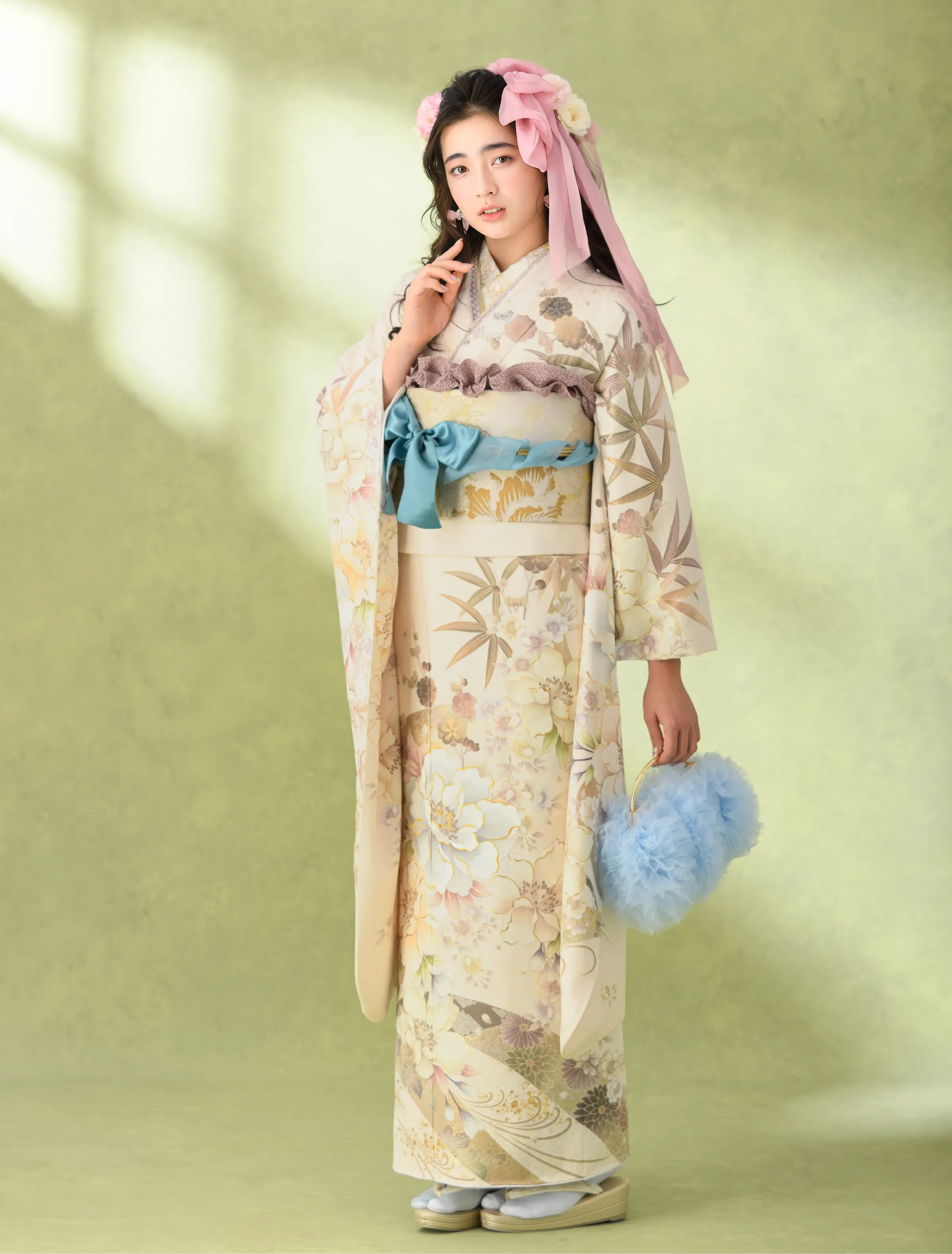 くすみカラー振袖特集｜成人式の振袖レンタル・前撮りは「ふりホ