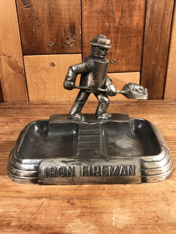 NNN FIREMAN アイロン ファイアーマン ビンテージ灰皿 NNN FIREMAN