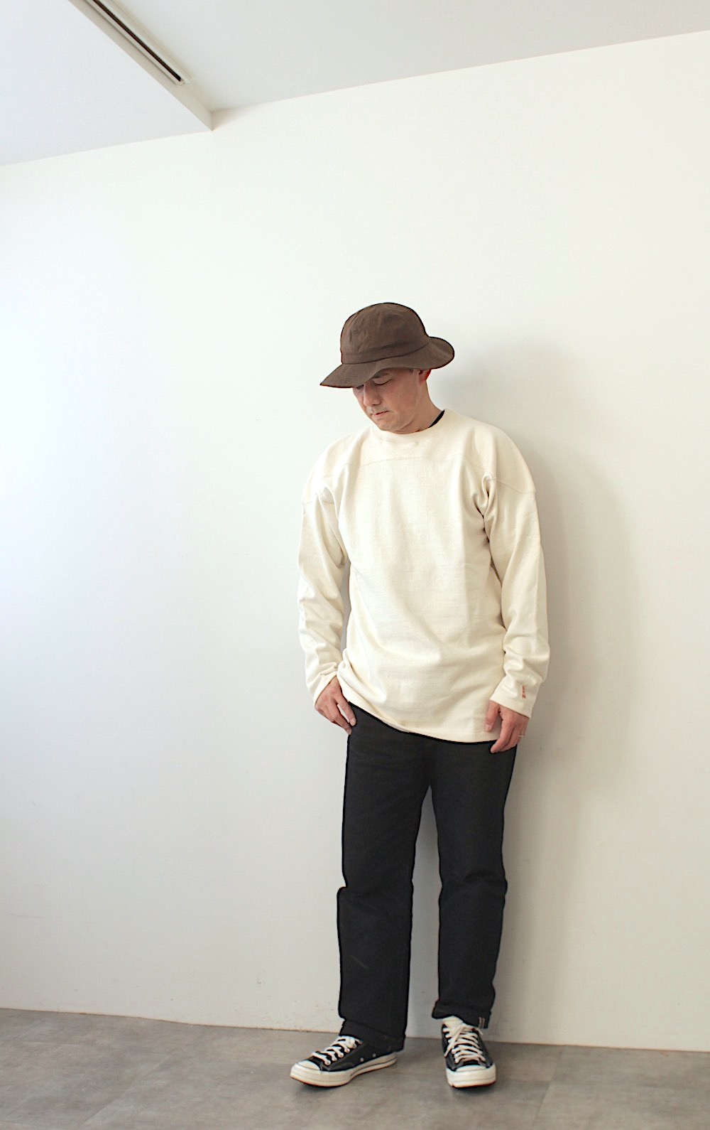 全国通販】BONCOURA “Foot Ball Knit Tee”off white | POST 78