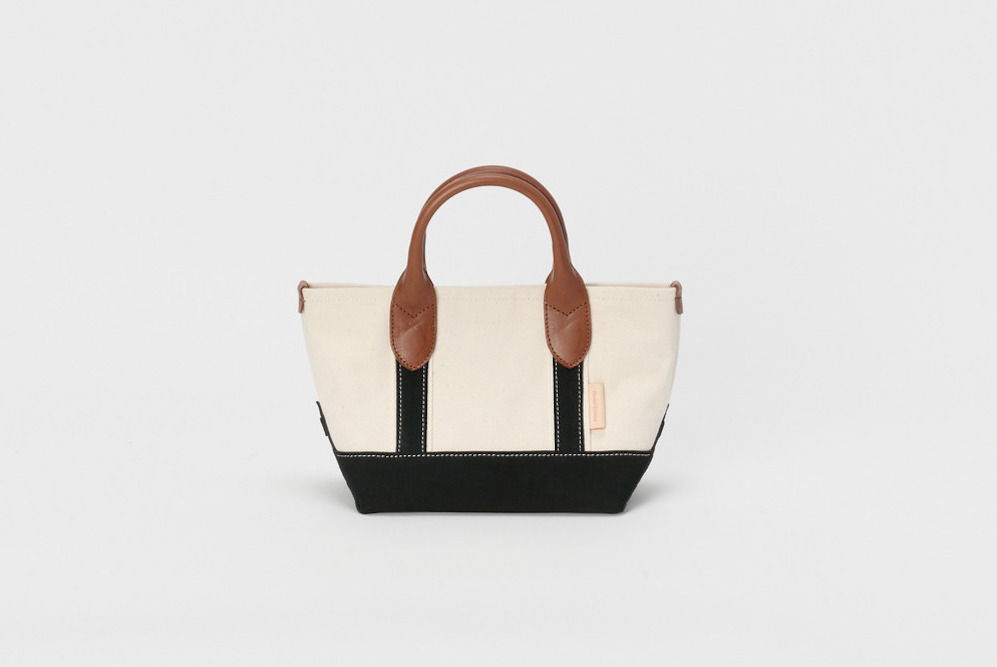 Hender Scheme”campus suede handle tote S”2色展開 | 東京 都立大学