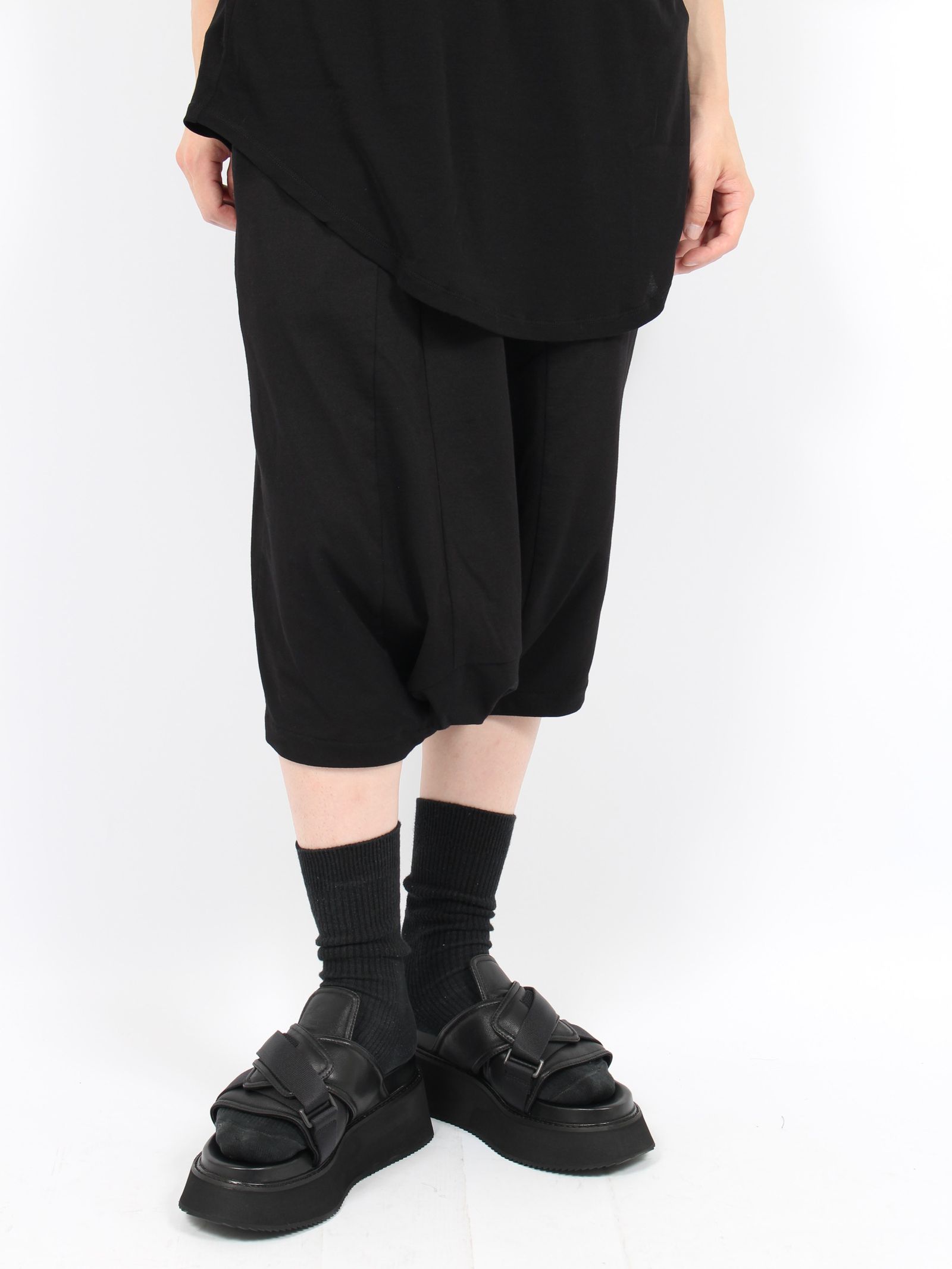 JULIUS - 【24AW】コットン モダール サルエル クロッチ ショート