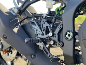 Kawasaki ZX-4R/RR』STRIKERカスタムパーツ適合追加のお知らせ