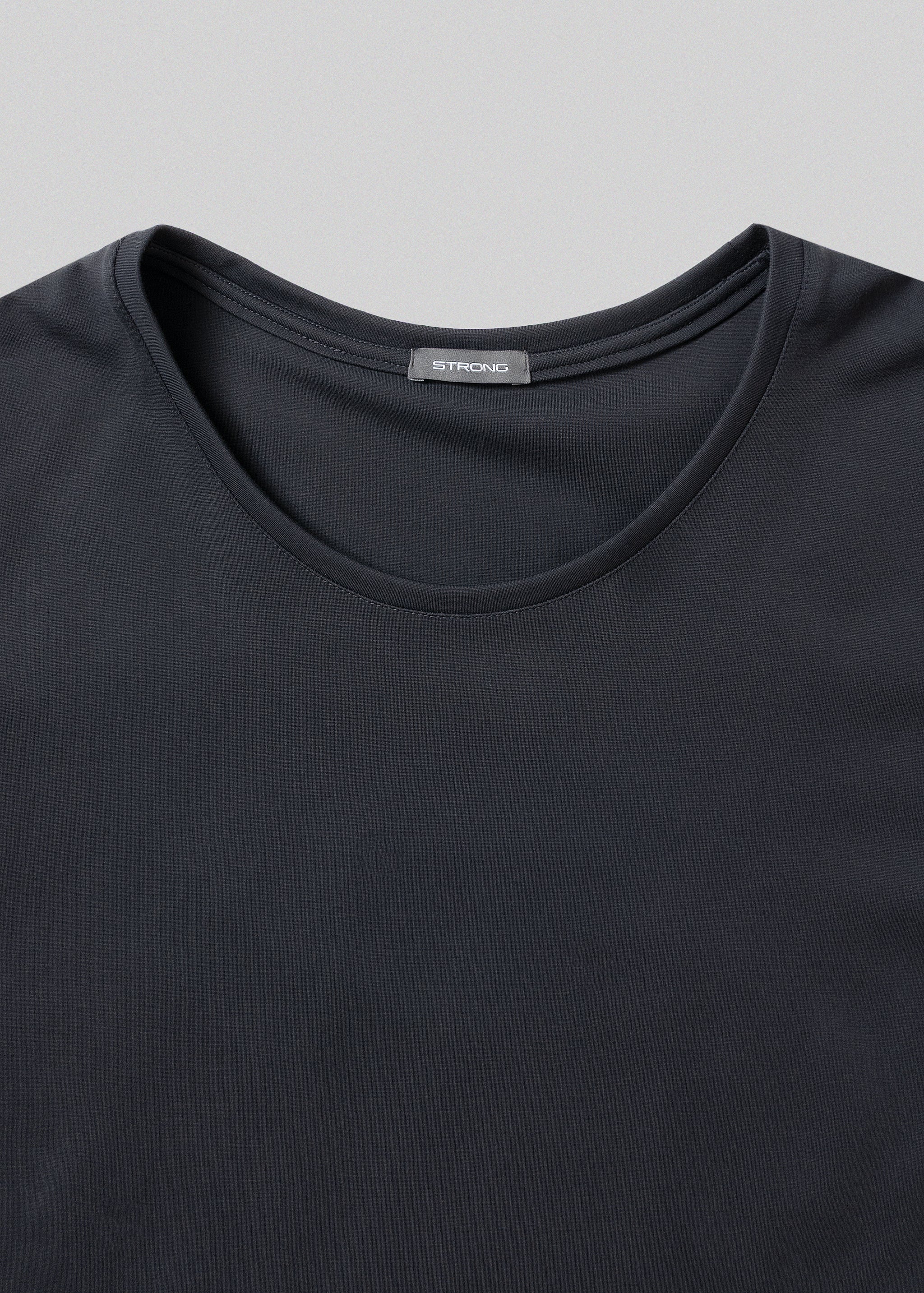 STRONG PACK TEE SHORT (GREY)