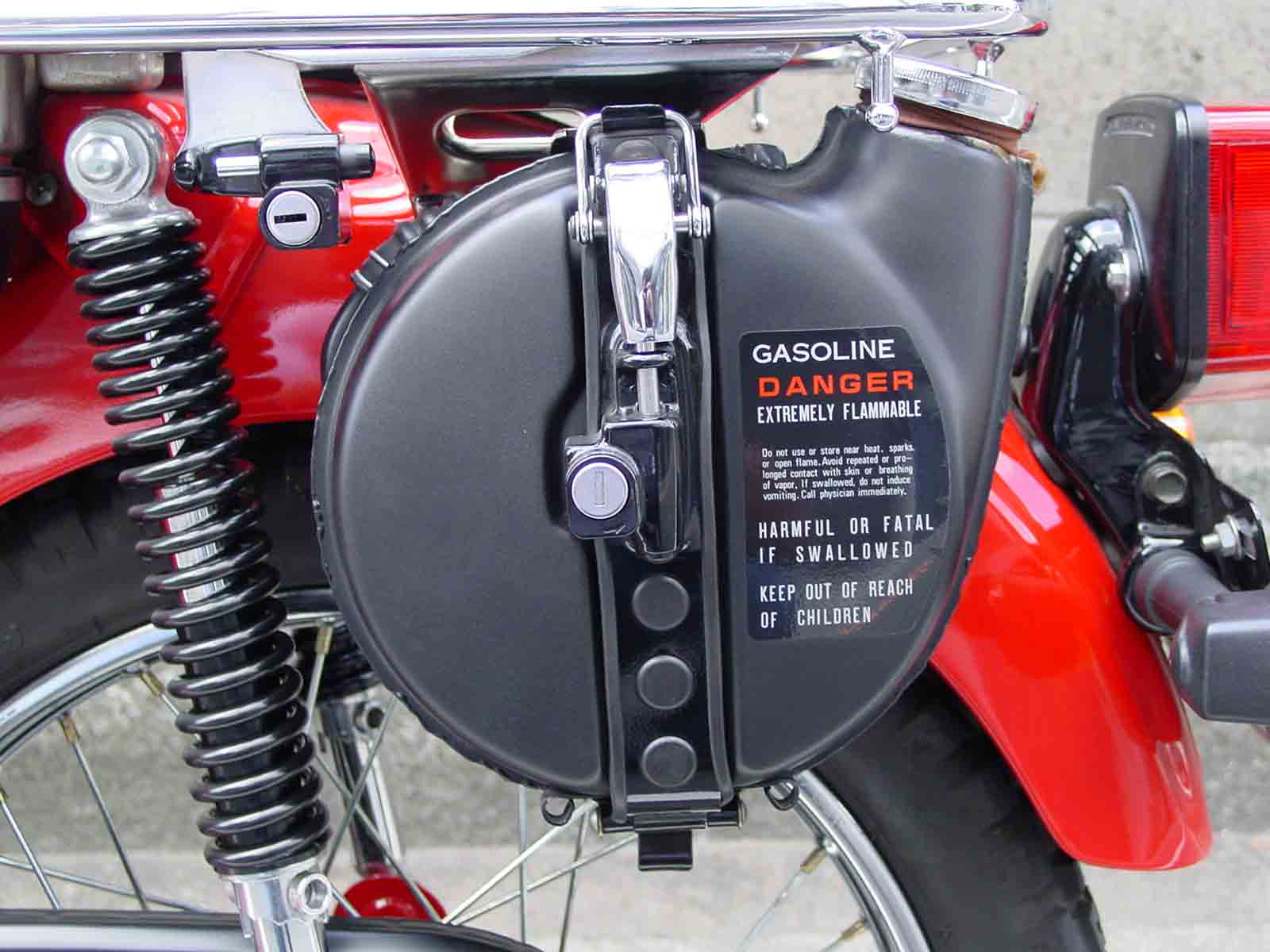 サブガソリンタンク