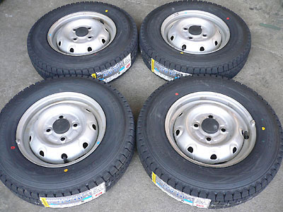 145R12・LT【2/2】軽トラ用スタッドレス・鉄ホイール付、2本分割