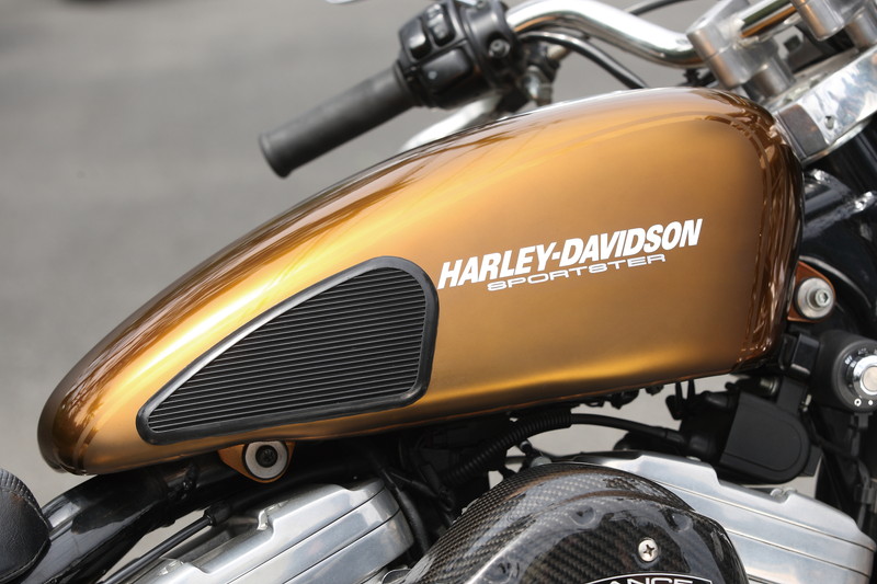 Aluminum 'Slimster' Fuel Tankアルミ製スリムスター・フューエル