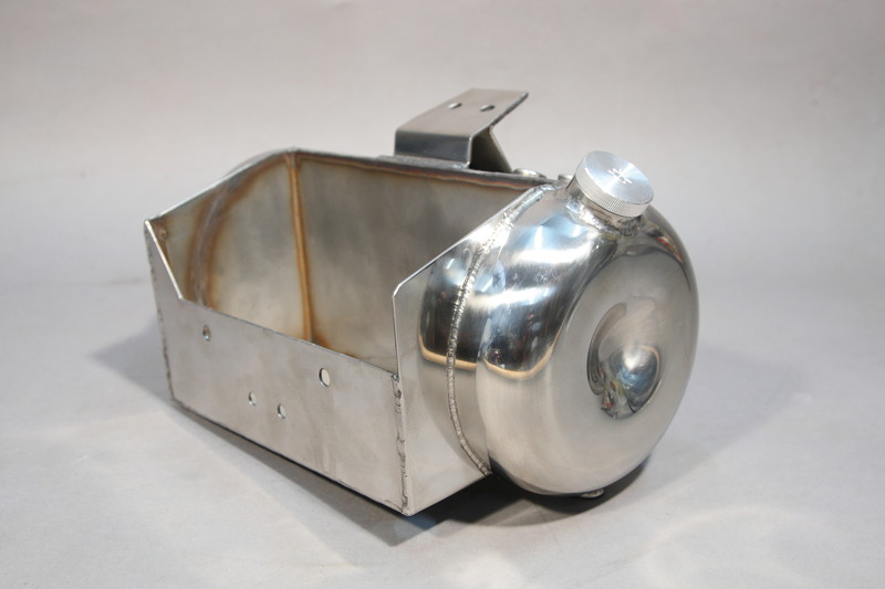 Beer Barrel' Oil Tankビアー・バレル・オイルタンク | サンダンス