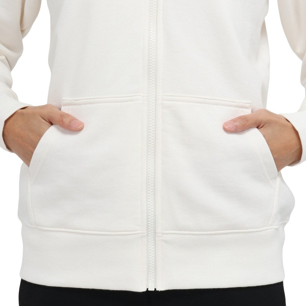 ザ・ノース・フェイス（THE NORTH FACE）（レディース）リアビュー