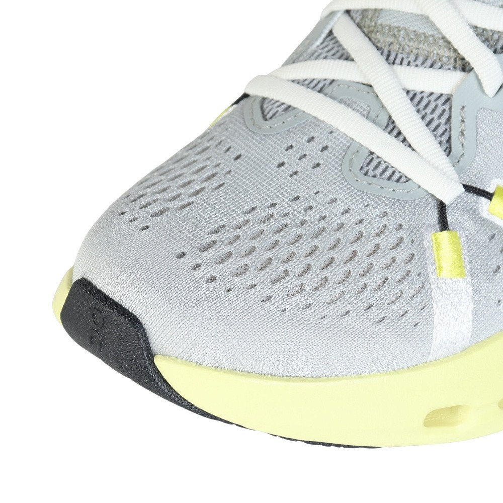 オン（On）（レディース）ランニングシューズ クラウドサーファー 2