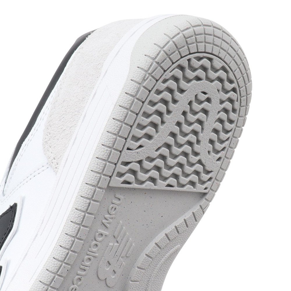 ニューバランス（new balance）（メンズ、レディース）スニーカー