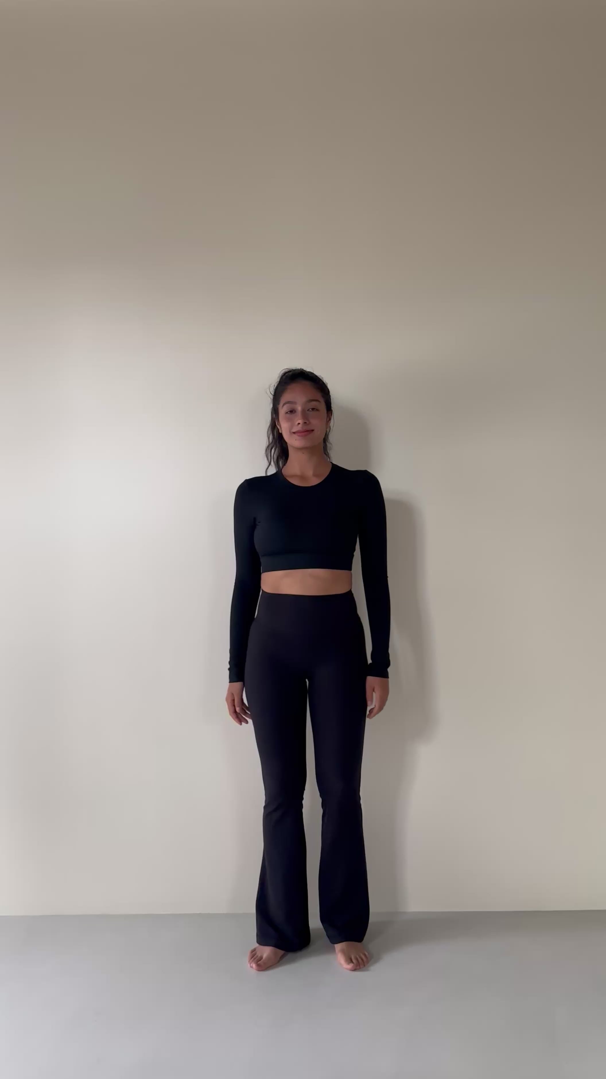 ストレートフレアボトムス ブラック ヨガウェア ヨガトップス