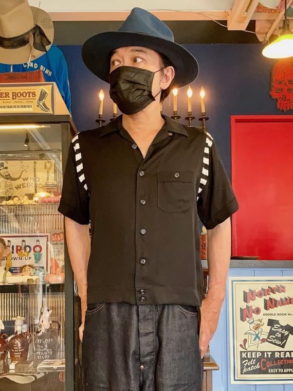 The Groovin High /Bowling S/S Shirt NCO Top Hats | SWINDLE
